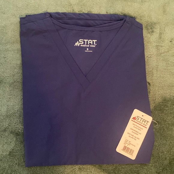 New- Small V Neck Scrub Top & Jogger Scrub Pant - Picture 2 of 7